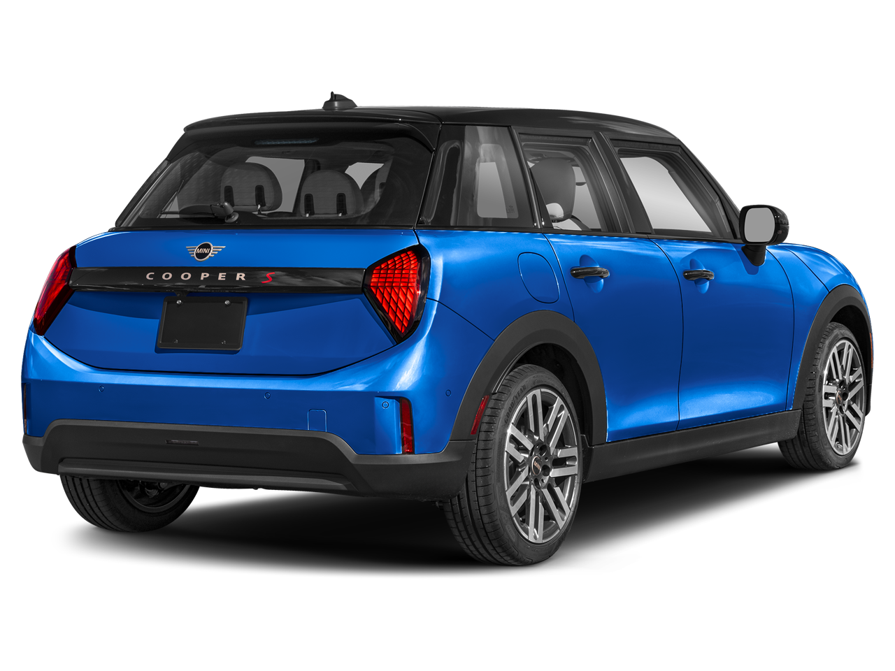 2026 MINI 4 DOOR Signature Plus