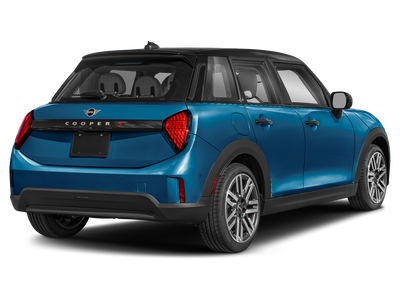 2026 MINI 4 DOOR Signature Plus