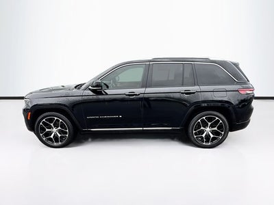2022 Jeep Grand Cherokee Summit