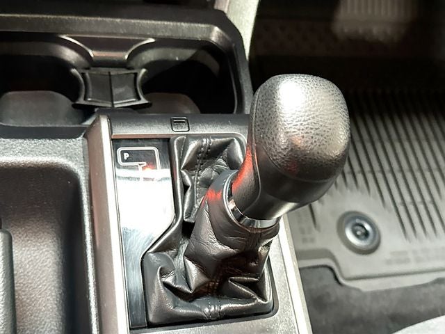 2020 Toyota Tacoma SR5 V6