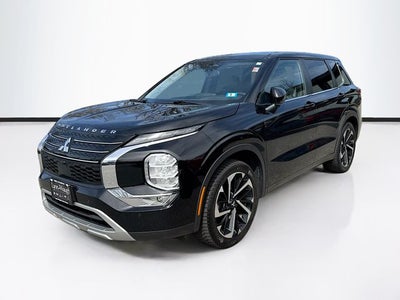 2022 Mitsubishi Outlander SE