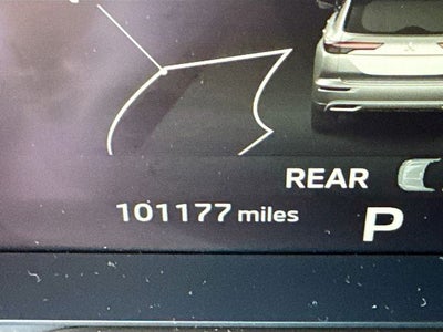 2022 Mitsubishi Outlander SE