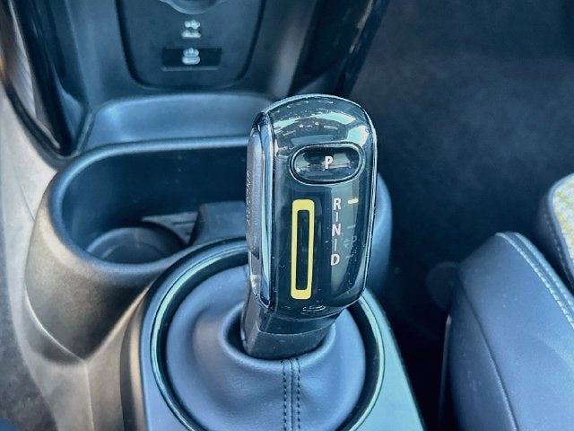 2024 MINI HARDTOP 2 DOOR Iconic