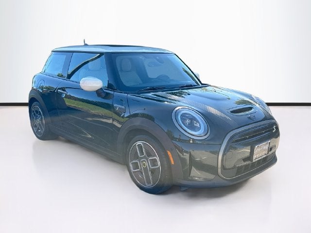 2024 MINI HARDTOP 2 DOOR Iconic
