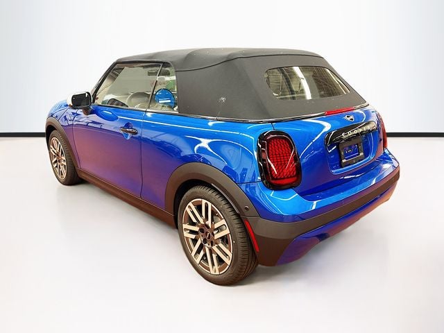 2026 MINI CONVERTIBLE SIGNATURE PLUS