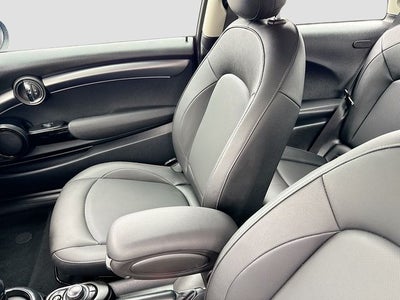 2024 MINI HARDTOP 2 DOOR Cooper