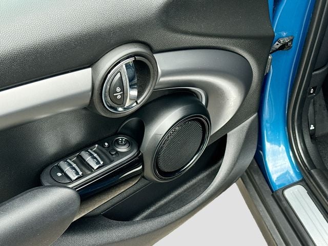 2023 MINI HARDTOP 4 DOOR Cooper