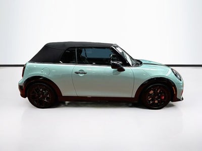 2025 MINI CONVERTIBLE Iconic
