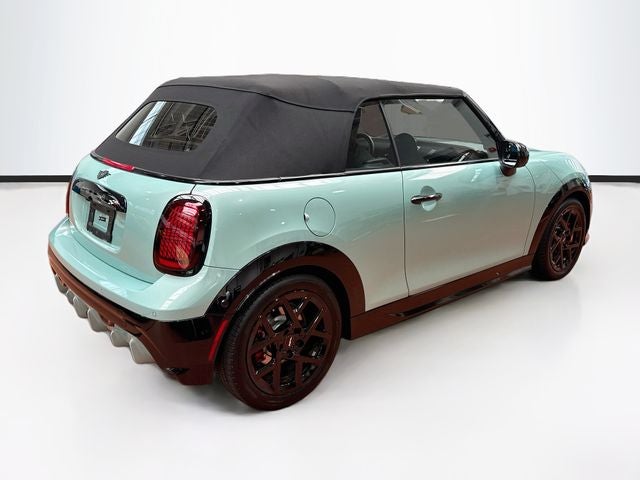 2025 MINI CONVERTIBLE Iconic