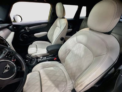 2024 MINI HARDTOP 4 DOOR Iconic
