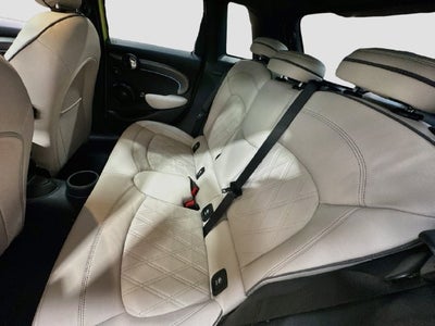 2024 MINI HARDTOP 4 DOOR Iconic