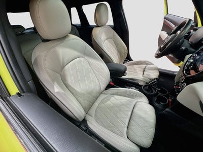 2024 MINI HARDTOP 4 DOOR Iconic