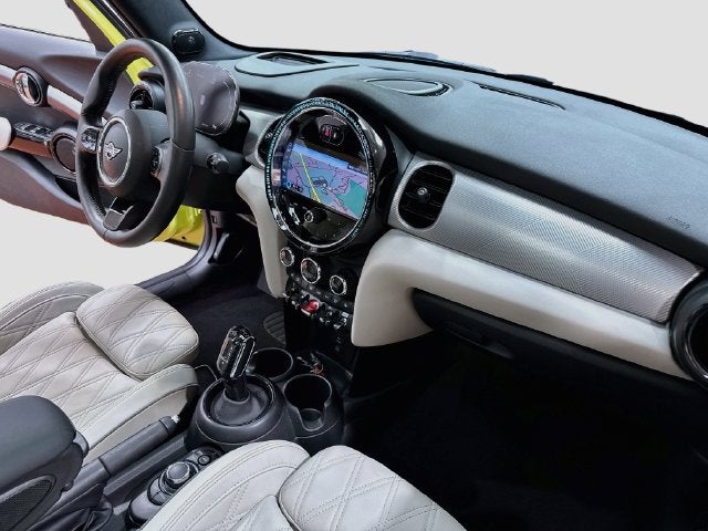 2024 MINI HARDTOP 4 DOOR Iconic