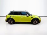 2024 MINI HARDTOP 4 DOOR Iconic