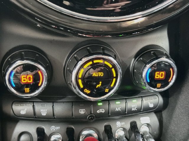 2024 MINI HARDTOP 4 DOOR Signature