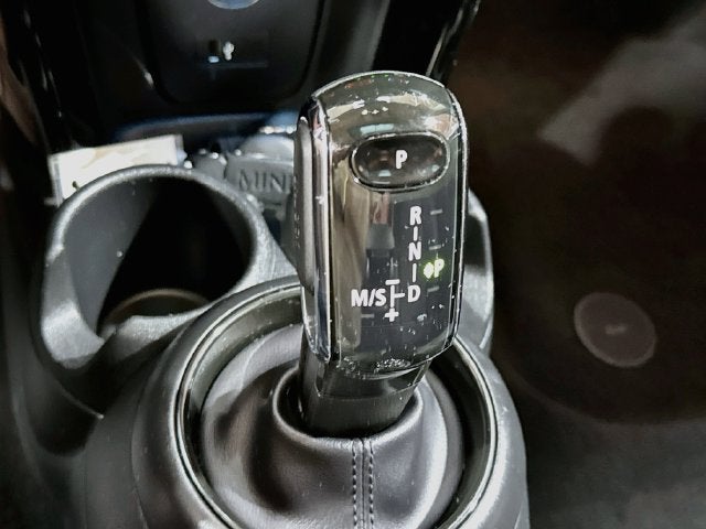 2024 MINI HARDTOP 4 DOOR Signature