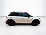 2024 MINI HARDTOP 4 DOOR Signature