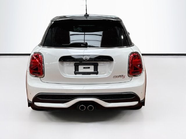 2024 MINI HARDTOP 4 DOOR Signature