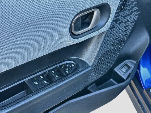 2026 MINI 4 DOOR Iconic