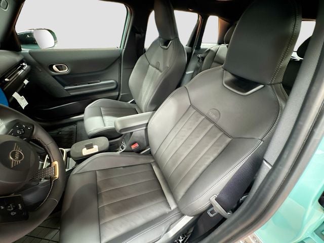 2026 MINI 4 DOOR ICONIC