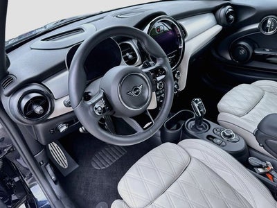 2024 MINI CONVERTIBLE Iconic