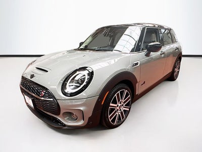 2023 MINI CLUBMAN Iconic
