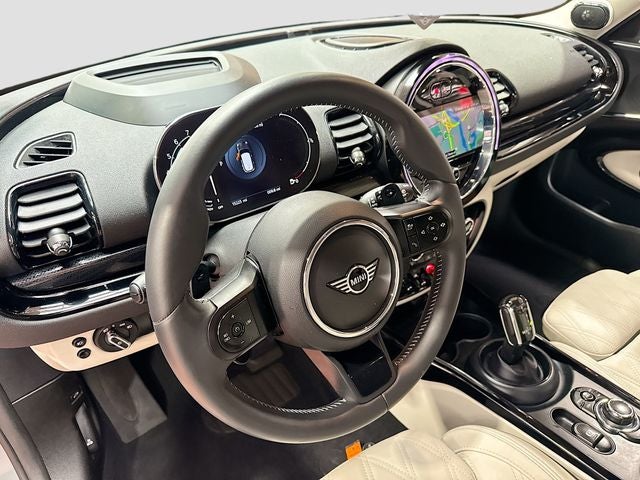 2023 MINI CLUBMAN Iconic