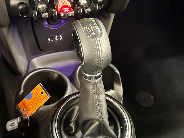 2015 MINI HARDTOP 2 DOOR Base