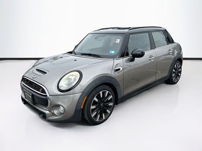 2016 MINI HARDTOP 4 DOOR Base