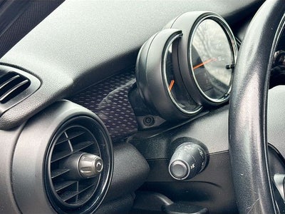 2016 MINI HARDTOP 4 DOOR Base