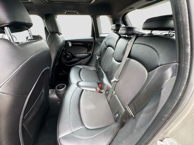 2016 MINI HARDTOP 4 DOOR Base