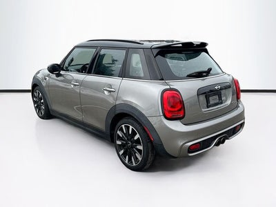 2016 MINI HARDTOP 4 DOOR Base