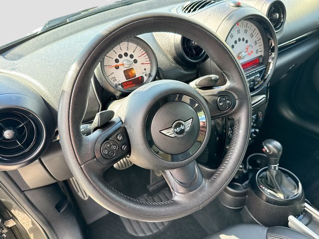 2014 MINI COUNTRYMAN Base