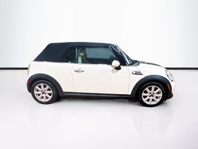 2012 MINI CONVERTIBLE Base