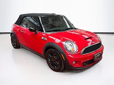 2015 MINI CONVERTIBLE Base