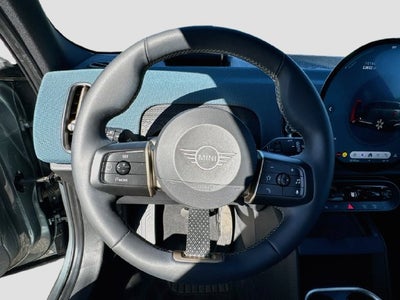 2025 MINI COUNTRYMAN Iconic