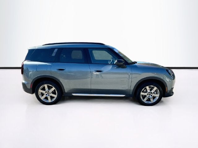 2025 MINI COUNTRYMAN Iconic
