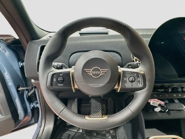 2027 MINI COUNTRYMAN ICONIC