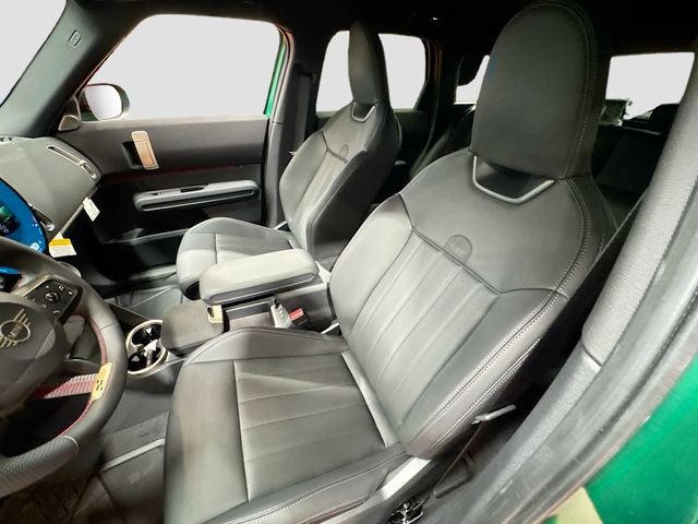 2027 MINI COUNTRYMAN ICONIC