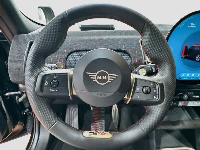 2025 MINI COUNTRYMAN Iconic