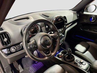 2020 MINI John Cooper Works Countryman Base