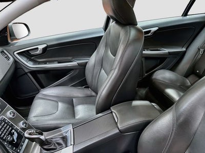 2016 Volvo S60 T5 Drive-E Premier