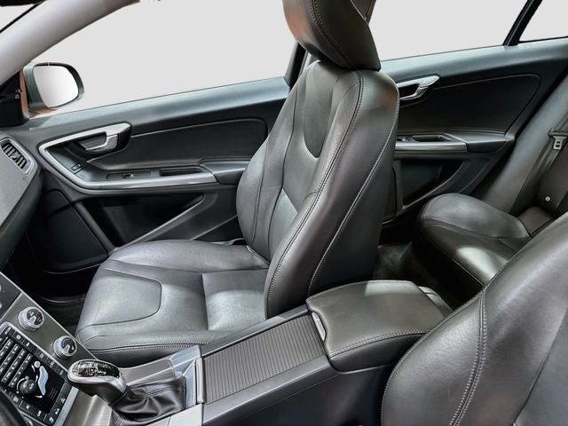 2016 Volvo S60 T5 Drive-E Premier