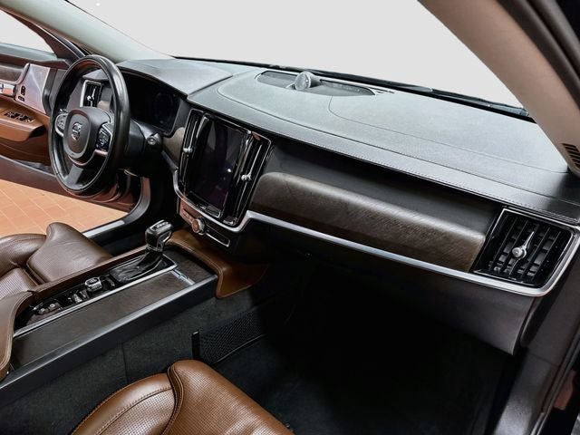 2018 Volvo V90 Cross Country T6 AWD