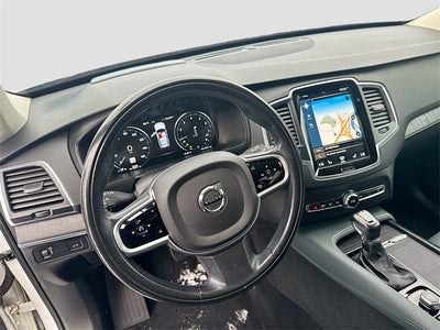 2020 Volvo XC90 T6 Momentum