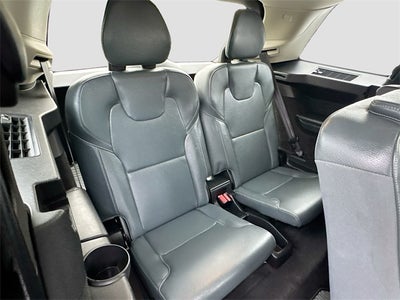 2020 Volvo XC90 T6 Momentum
