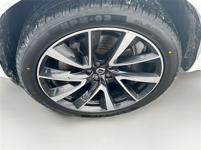 2020 Volvo XC90 T6 Momentum