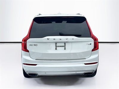 2020 Volvo XC90 T6 Momentum