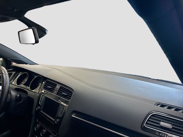 2016 Volkswagen Golf GTI Base