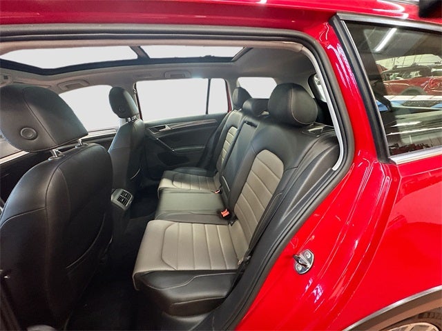 2017 Volkswagen Golf Alltrack 4Motion